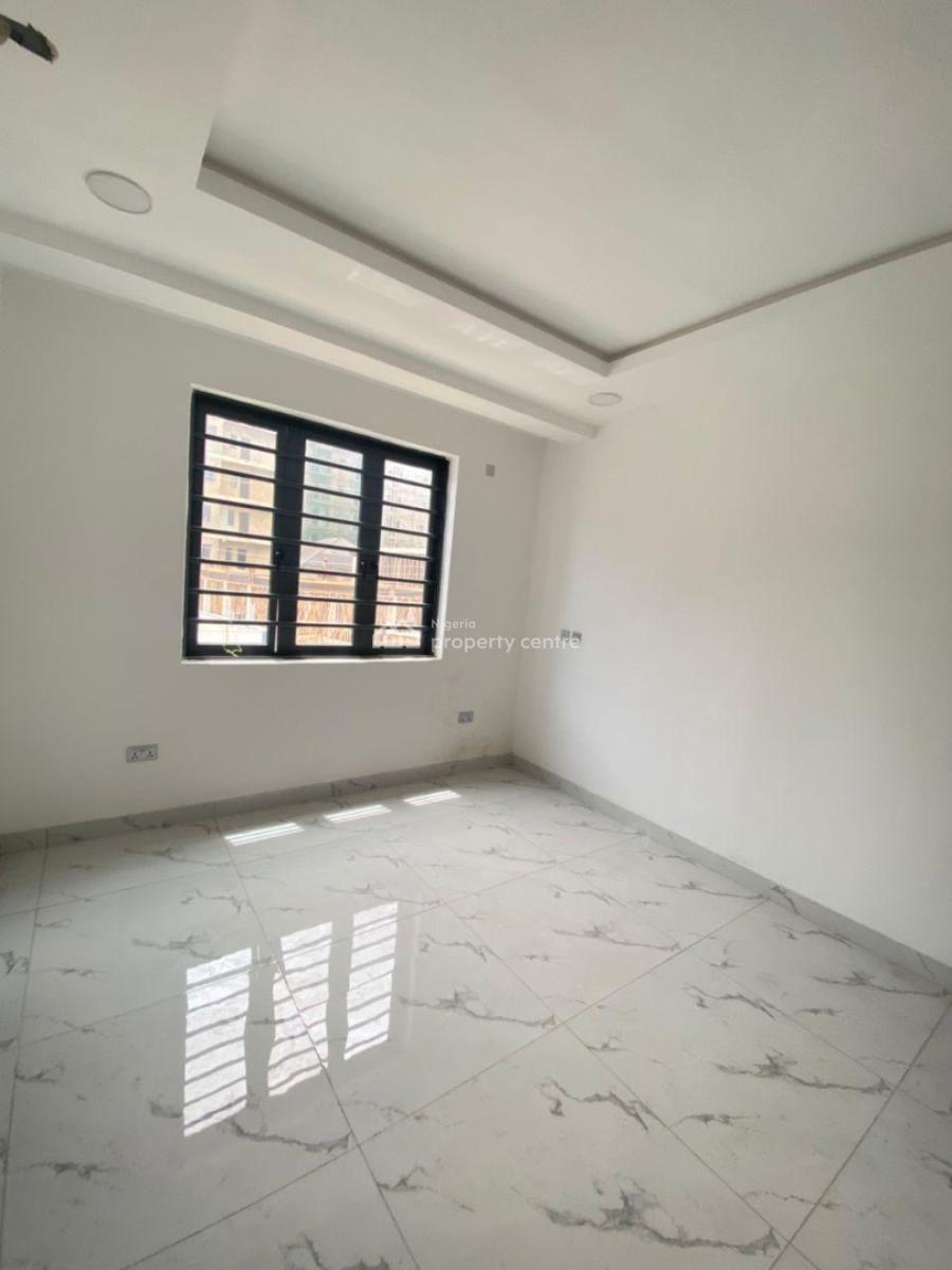 Elegant 2 Bedroom Apartment with Bq, Lekki Phase 1, Lekki, Lagos, Flat / Apartment for Sale