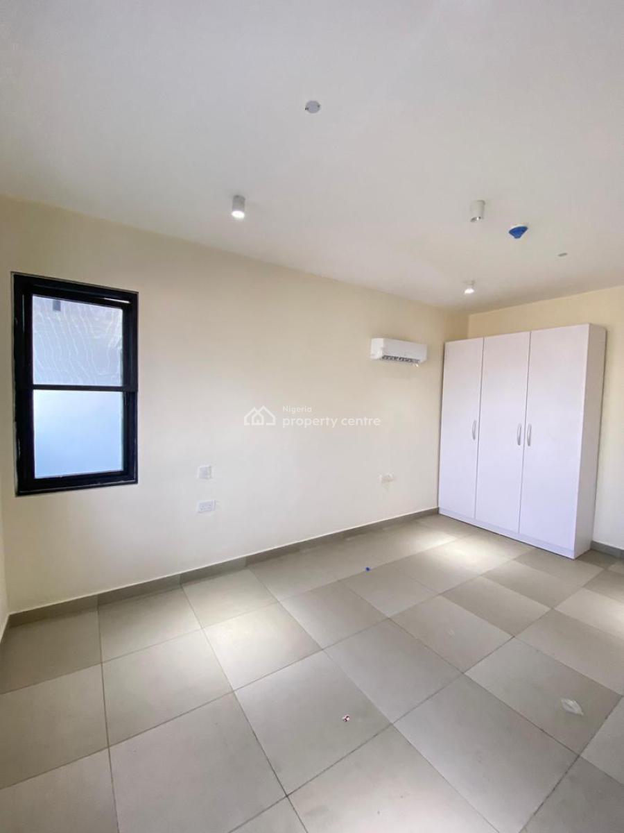 Elegant and Spacious 3 Bedroom Apartment, Lekki Phase 1, Lekki, Lagos, Flat / Apartment for Sale