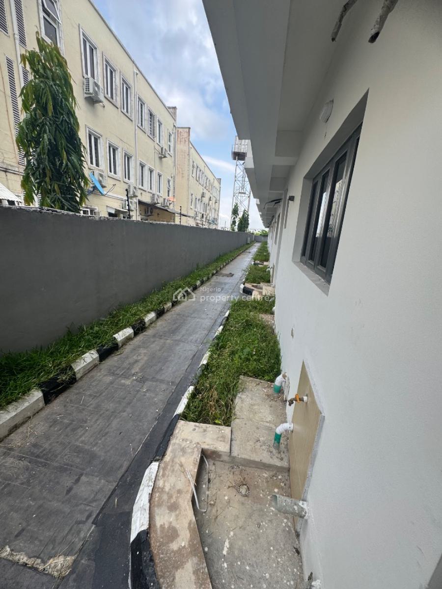 a Brand New Serviced 4 Bedroom Terraces with Bq and Swimming Pool., Lekki Phase 1, Lekki Phase 1, Lekki, Lagos, Terraced Duplex for Rent