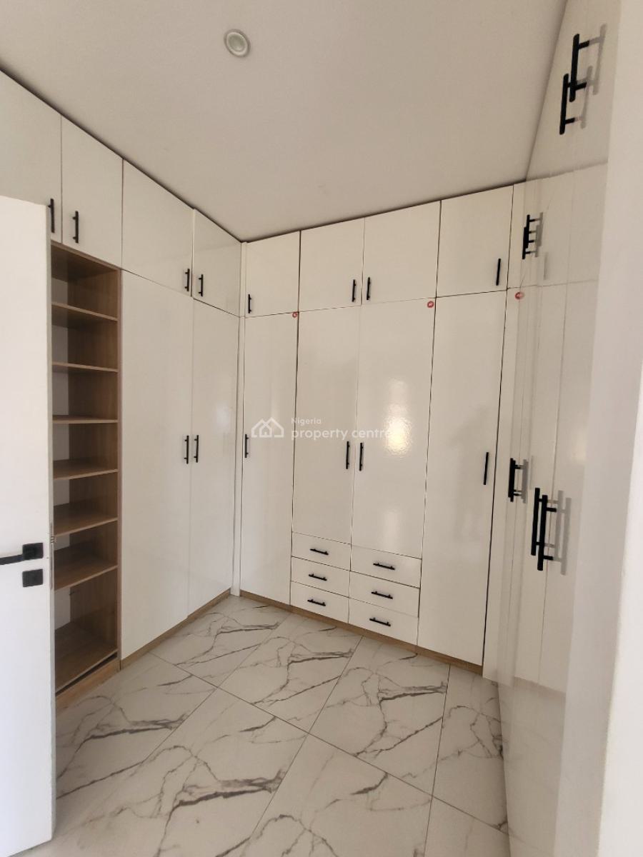 Well Built Spacious  4bedroom Semi Detached Duplex with Bq with 4 Cars, Ikota, Lekki, Lagos, House for Rent