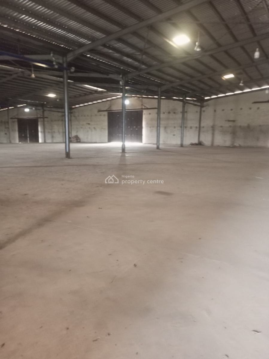 4,100 Square Meters Warehouse with Blocks of Flats, Interchange, Lagos Ibadan Expressway, Km 46, Ogun, Warehouse for Rent