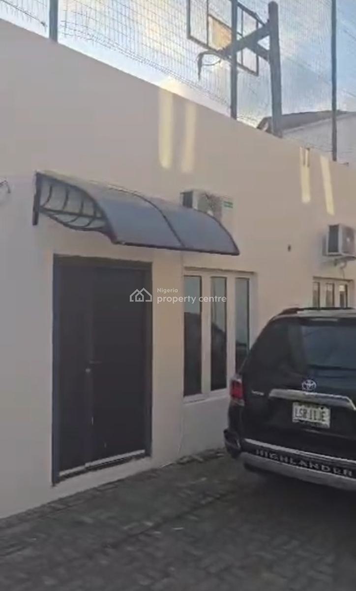 Mini Flat in an Estate in Ebute Metta East/adekunle Yaba., Ebute Meta East, Yaba, Lagos, Flat / Apartment for Sale