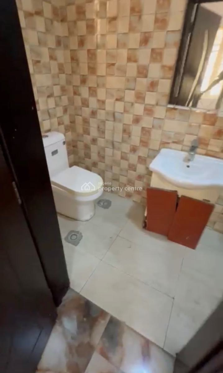 2bedroom Apartment Sharing Kitchen with One Person, Chevron Estate, Lekki, Lagos, Flat / Apartment for Rent