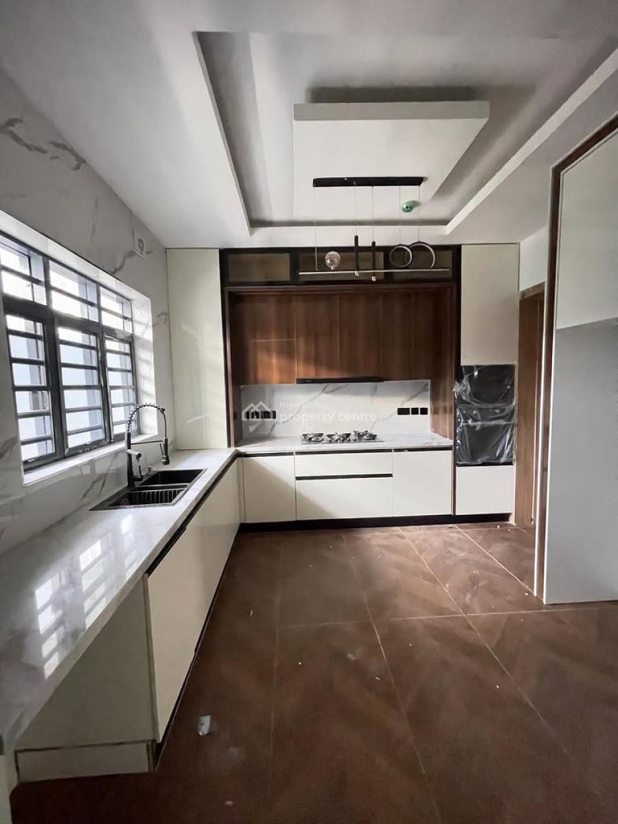 4bedroom Terrace Duplexes +bq, Lekki Phase 1, Lekki, Lagos, Terraced Duplex for Sale