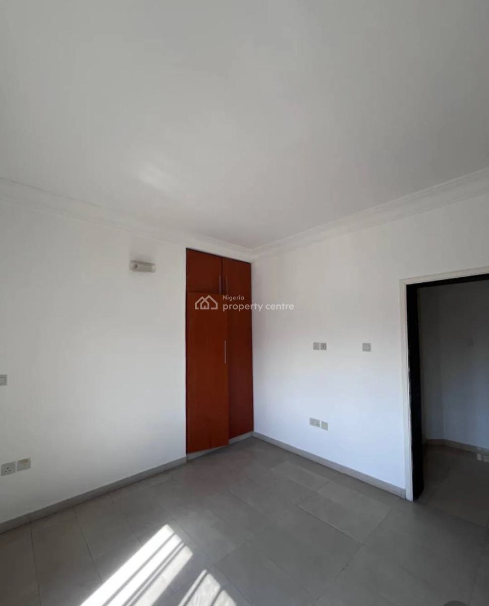 3 Bedroom Apartment, Lekki Phase 1, Lekki, Lagos, Flat / Apartment for Rent