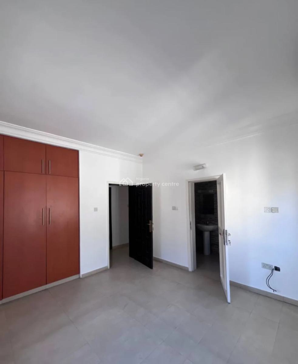 3 Bedroom Apartment, Lekki Phase 1, Lekki, Lagos, Flat / Apartment for Rent