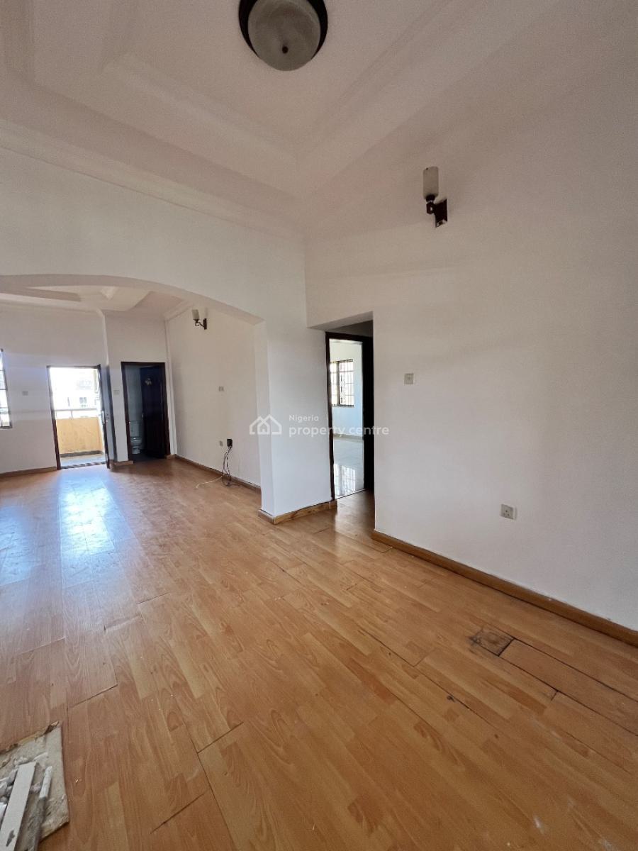 Spacious 2 Bedroom Apartment with Balcony, Ikate, Lekki, Lagos, Flat / Apartment for Rent