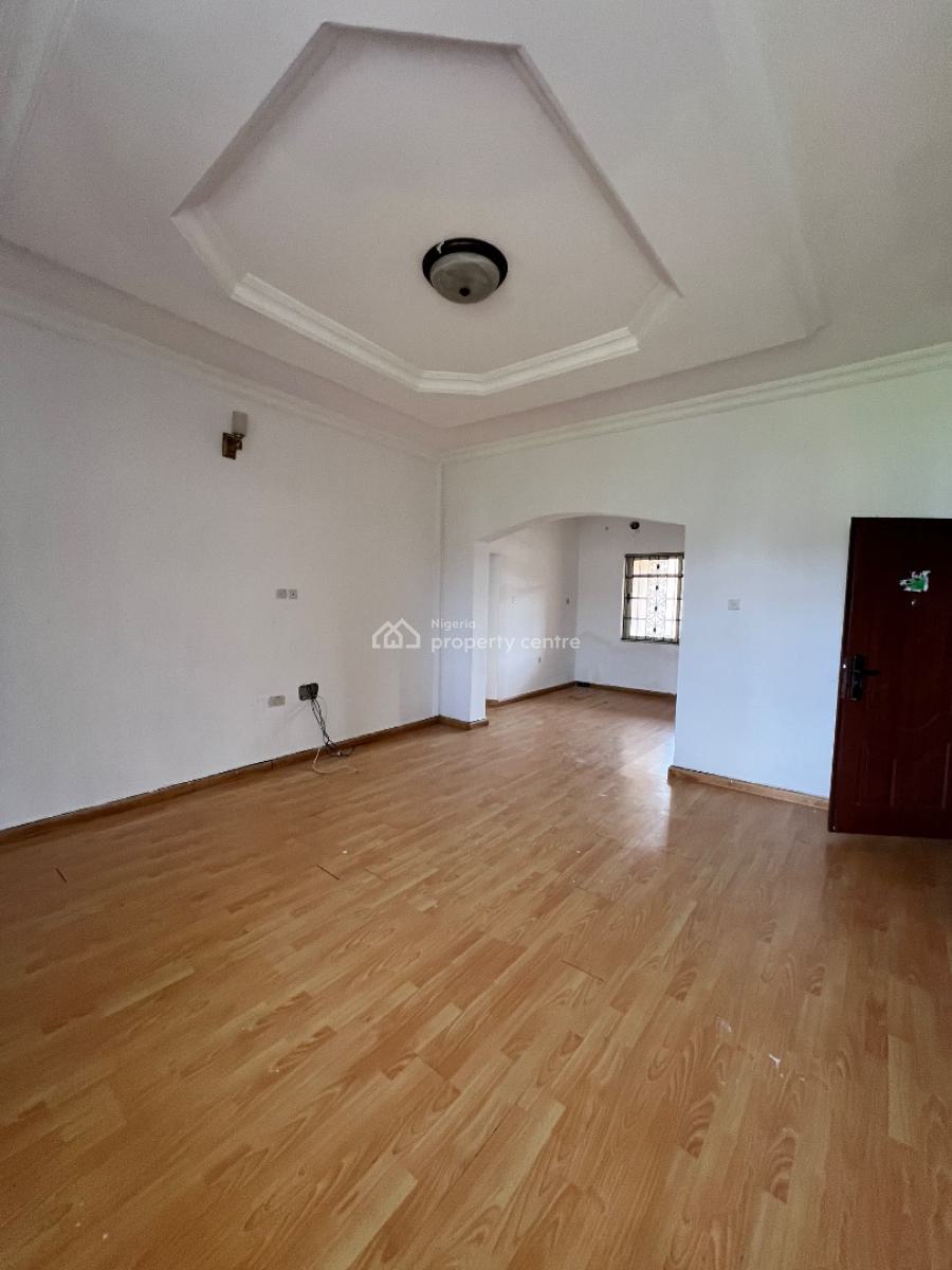 Spacious 2 Bedroom Apartment with Balcony, Ikate, Lekki, Lagos, Flat / Apartment for Rent