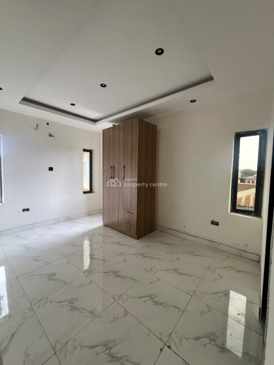 Quintessential Large 3 Bedroom Apartments, Gbagada, Gbagada, Lagos, Flat / Apartment for Sale