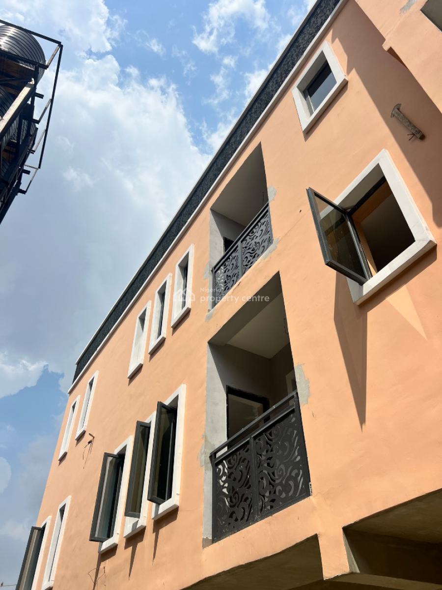 Quintessential Large 3 Bedroom Apartments, Gbagada, Gbagada, Lagos, Flat / Apartment for Sale