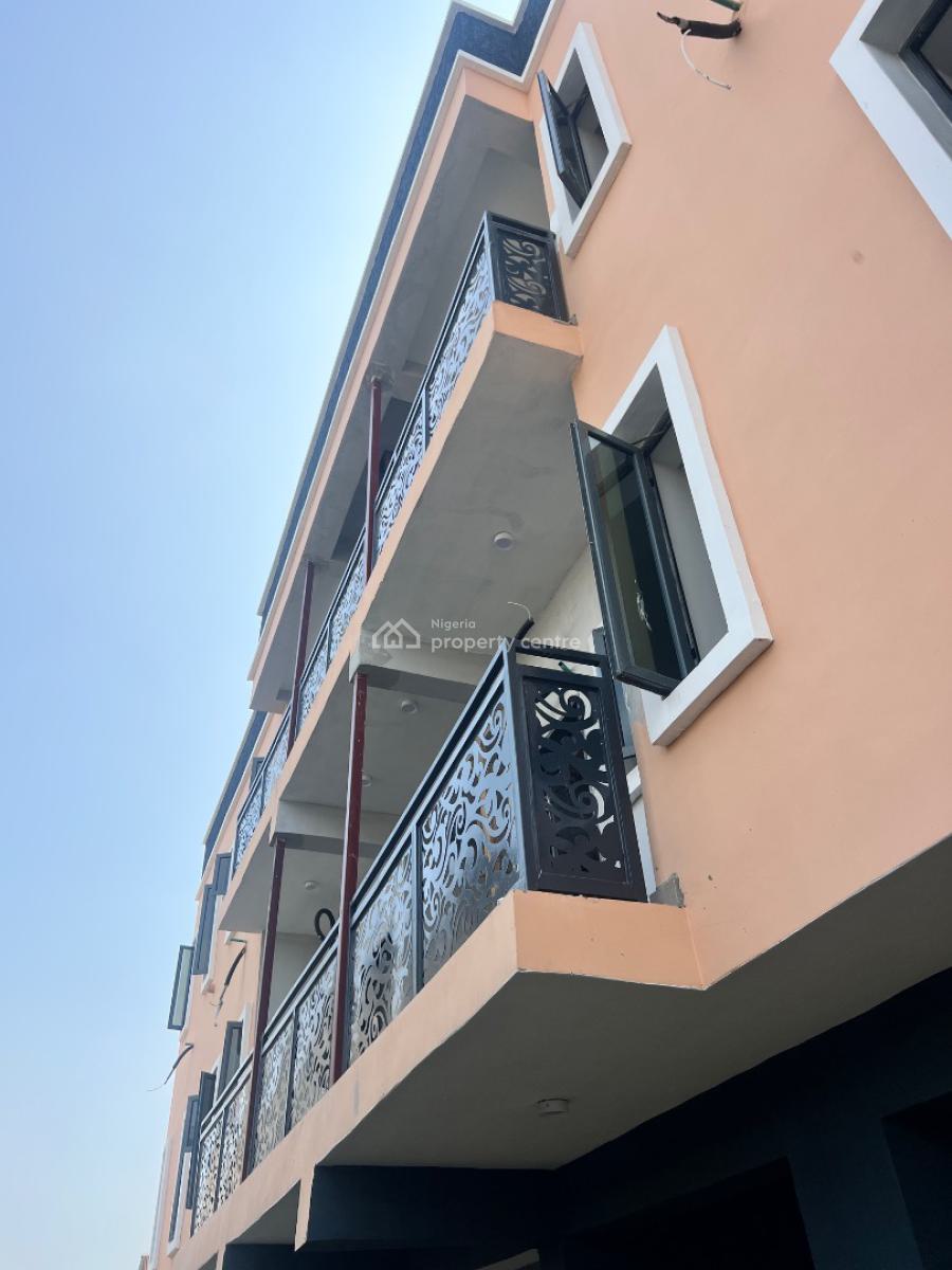 Quintessential Large 3 Bedroom Apartments, Gbagada, Lagos, Flat / Apartment for Sale