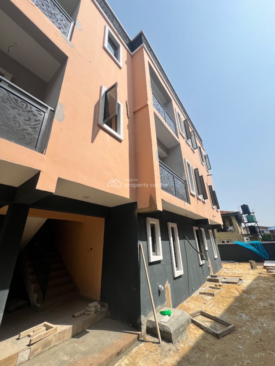 Quintessential Large 3 Bedroom Apartments, Gbagada, Lagos, Flat / Apartment for Sale