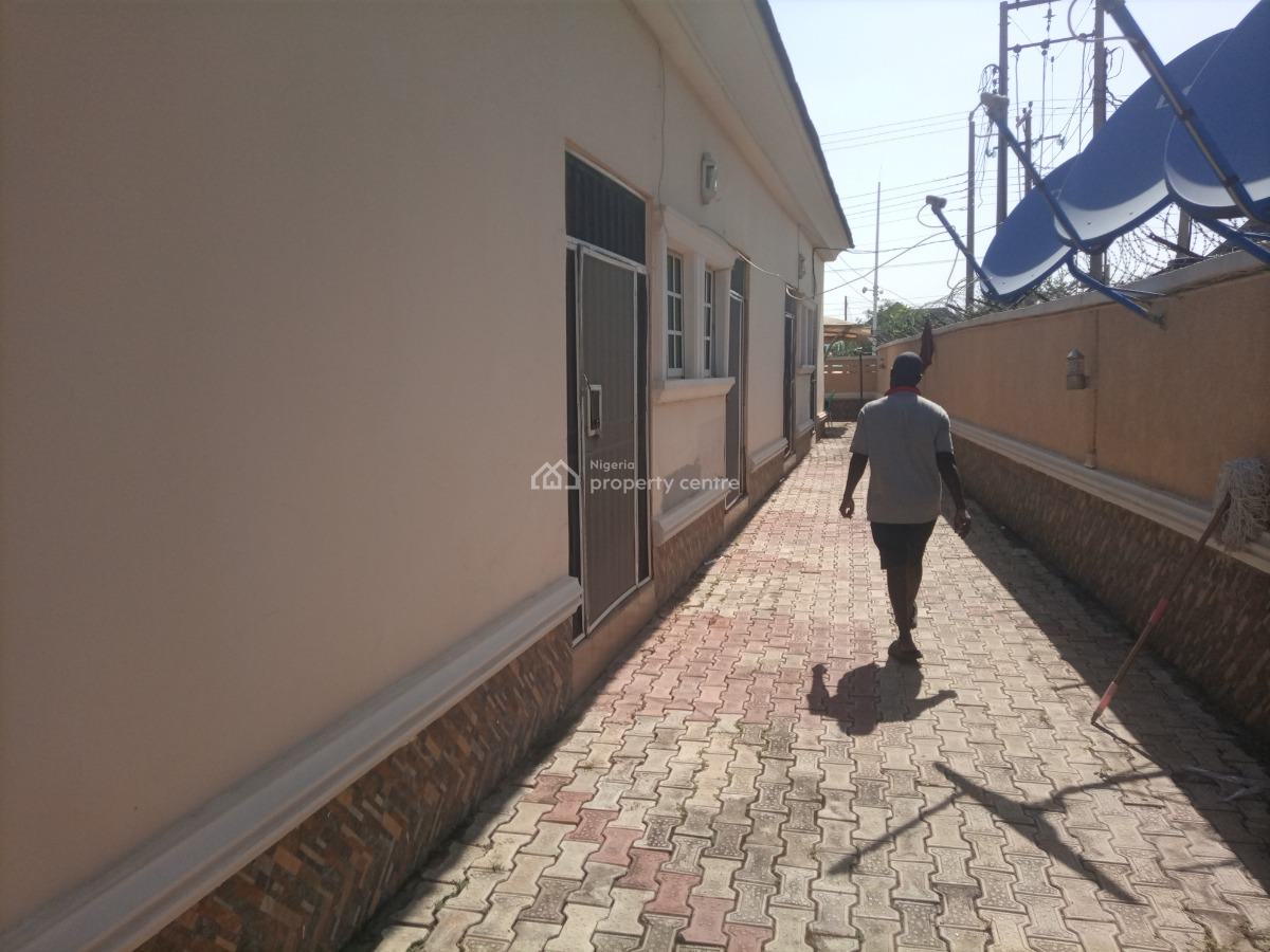 Sharp Selfcontain Bq, Gwarinpa Main, Gwarinpa, Abuja, Self Contain (single Rooms) for Rent