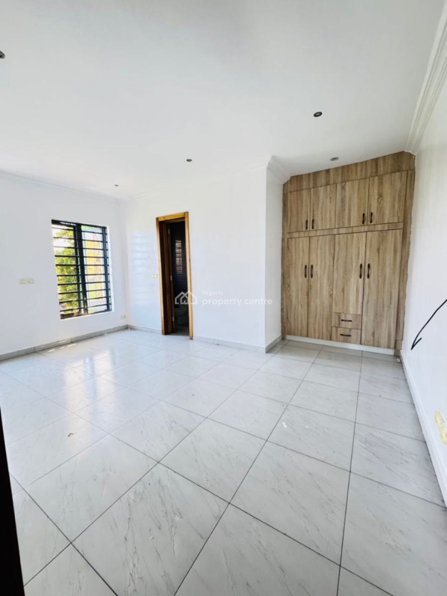 Spacious 4 Bedroom Semi Detached Duplex with Bq, Chevron Lekki, Lekki, Lagos, Semi-detached Duplex for Rent