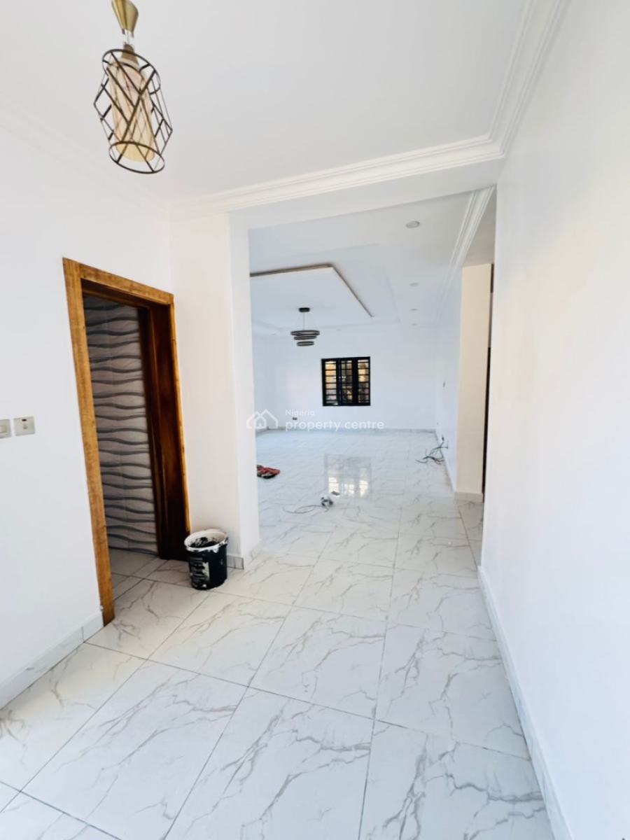 Spacious 4 Bedroom Semi Detached Duplex with Bq, Chevron Lekki, Lekki, Lagos, Semi-detached Duplex for Rent