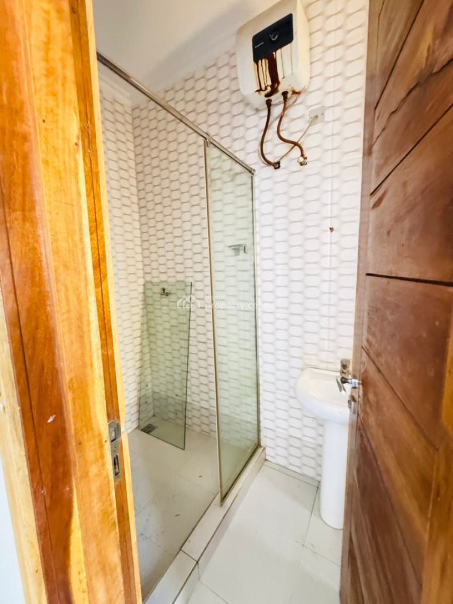 Spacious 4 Bedroom Semi Detached Duplex with Bq, Chevron Lekki, Lekki, Lagos, Semi-detached Duplex for Rent