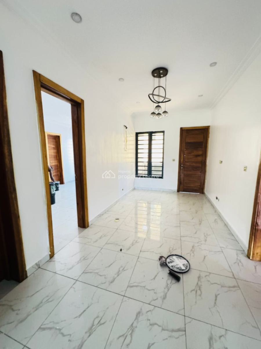 Spacious 4 Bedroom Semi Detached Duplex with Bq, Chevron Lekki, Lekki, Lagos, Semi-detached Duplex for Rent