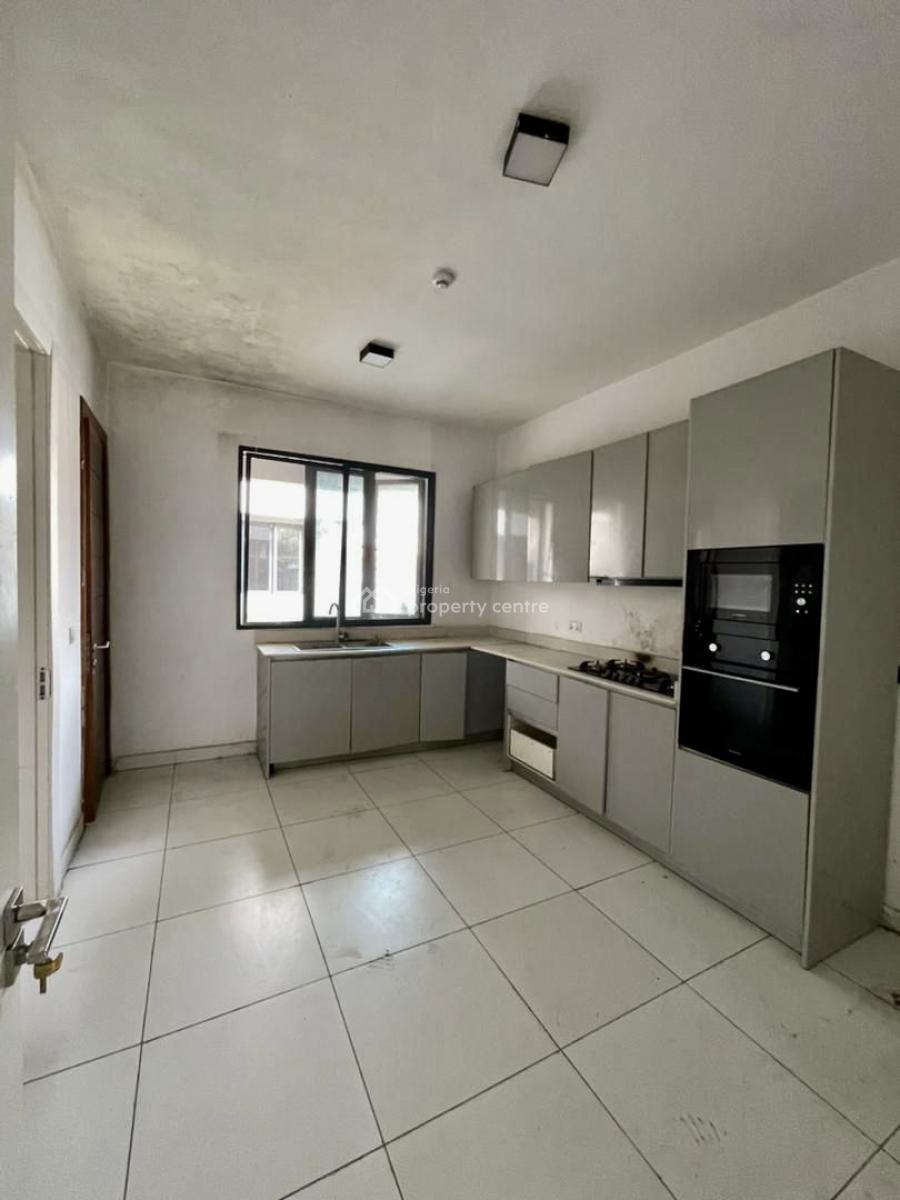 Exquisite 4 Bedroom Maisonette, Ologolo, Lekki, Lagos, Flat / Apartment for Rent