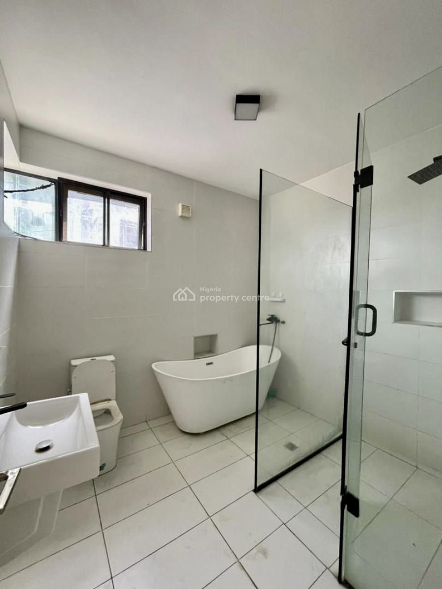 Exquisite 4 Bedroom Maisonette, Ologolo, Lekki, Lagos, Flat / Apartment for Rent