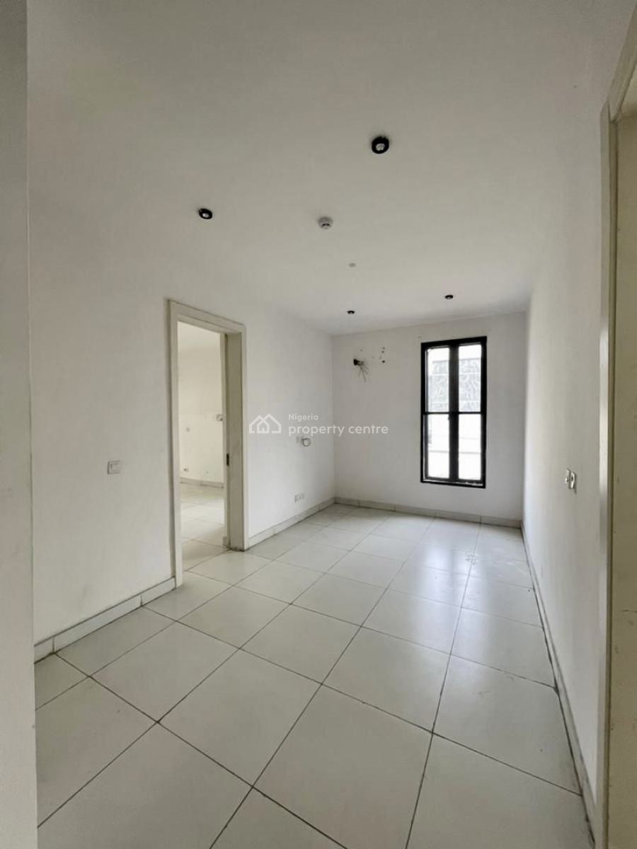 Exquisite 4 Bedroom Maisonette, Ologolo, Lekki, Lagos, Flat / Apartment for Rent