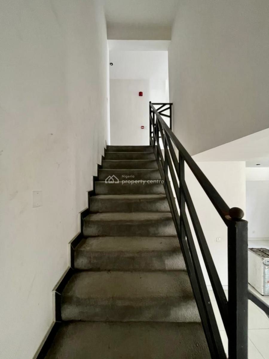 Exquisite 4 Bedroom Maisonette, Ologolo, Lekki, Lagos, Flat / Apartment for Rent