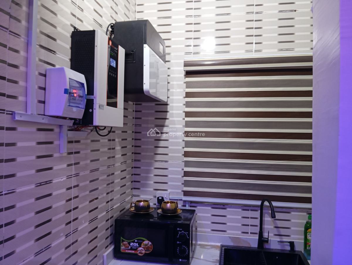 a Deluxe Portable 1-bedroom Apartment + Dstv, Wi-fi, Netflix Etc, Alagomeji Yaba, Alagomeji, Yaba, Lagos, Mini Flat (room and Parlour) Short Let