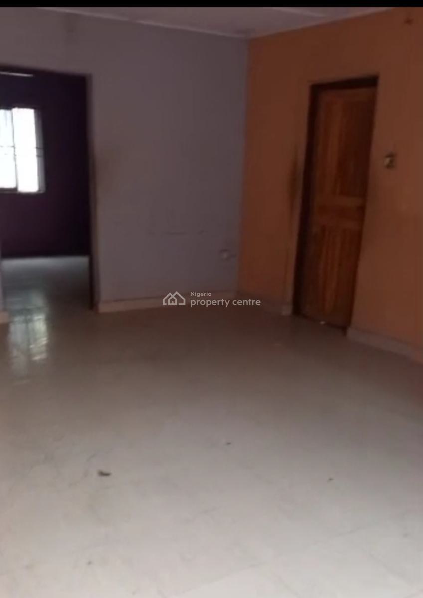 a 3 Bedroom Flat with Tiles,  Upstairs with 3 Toilets at Santos Layout, in Secured Santos Estate at Akowonjo Alimosho Lagos, Akowonjo, Alimosho, Lagos, Flat / Apartment for Rent