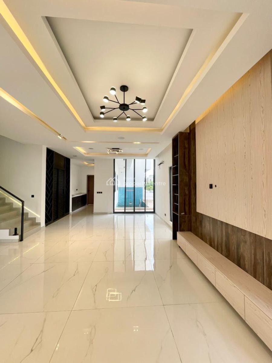 Luxury 5 Bed Semi-detached Duplex with  Cinema, Swimming Pool and Roof, Lekki, Lekki Phase 1, Lekki, Lagos, Detached Duplex for Sale