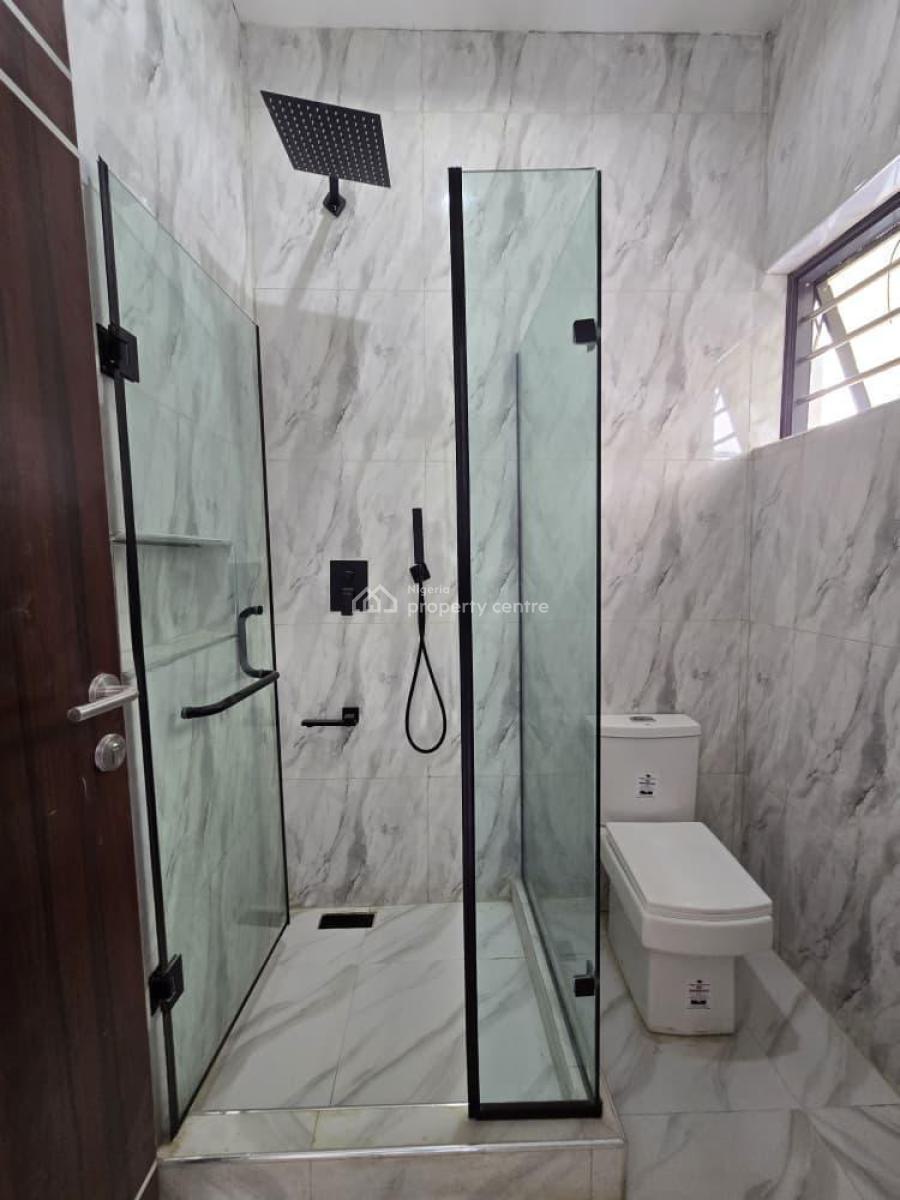 Well Built 4 Bed Terrace with Bq for Sal E   Location: Osapa Lekki, Osapa London, Osapa, Lekki, Lagos, Terraced Duplex for Sale