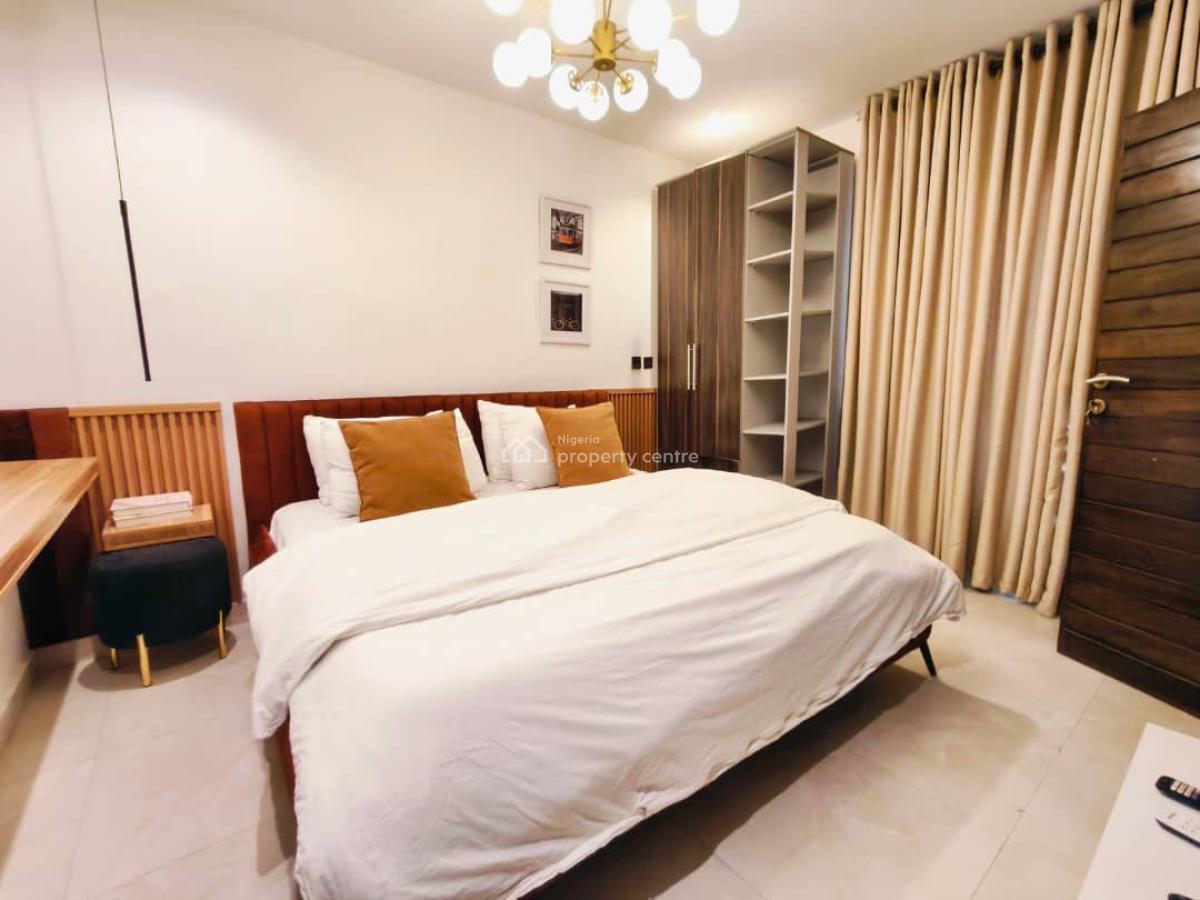 Exquisite 2 Bedroom Apartment, Lekki Phase 1, Lekki, Lagos, Flat / Apartment Short Let