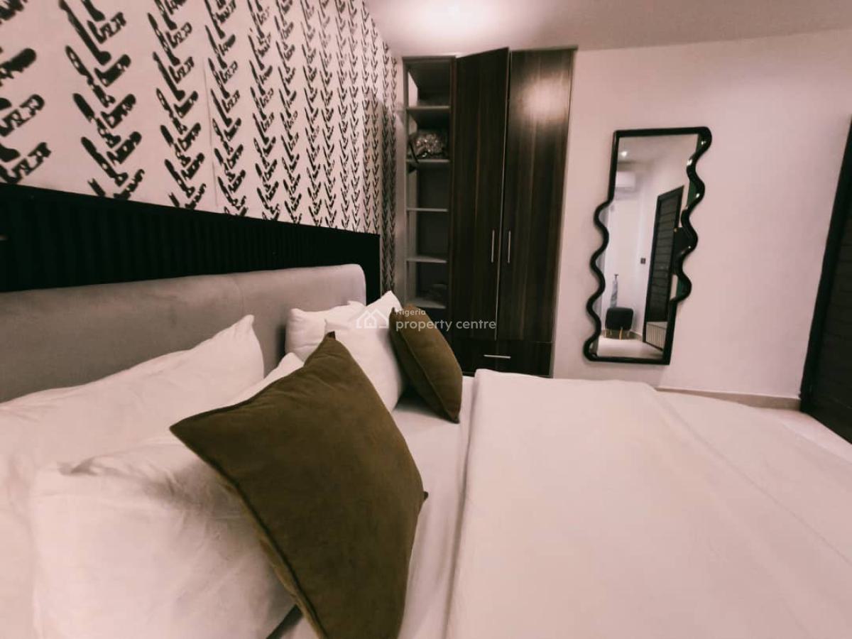 Exquisite 2 Bedroom Apartment, Lekki Phase 1, Lekki, Lagos, Flat / Apartment Short Let