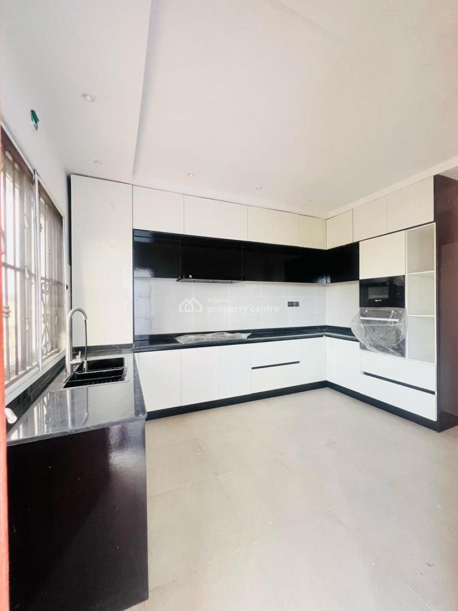 5 Bedroom Beautiful Maisonette, Victoria Island (vi), Lagos, Flat / Apartment for Sale