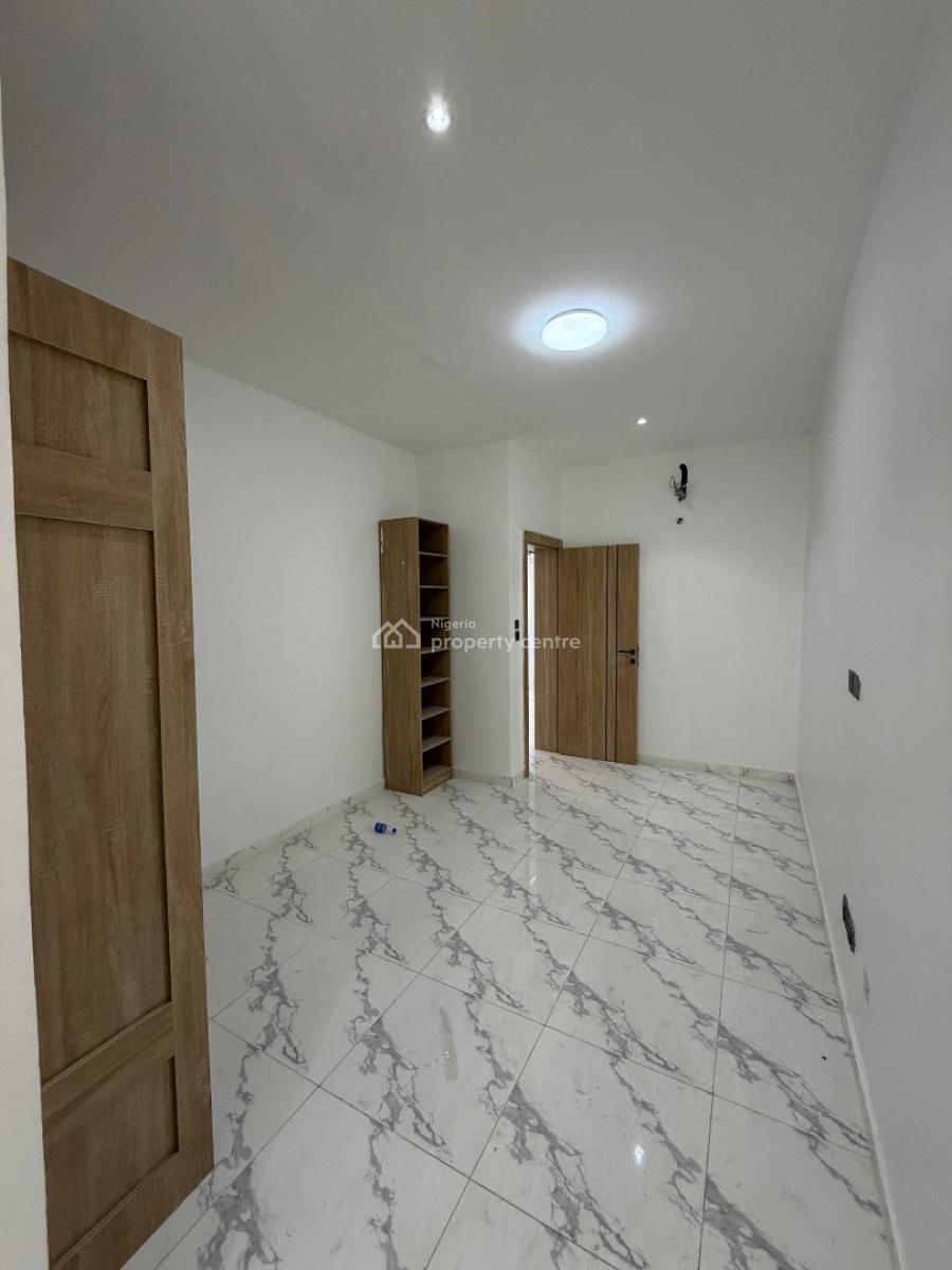 2 Bedroom Apartment Available, Lekki, Lagos, Flat / Apartment for Sale