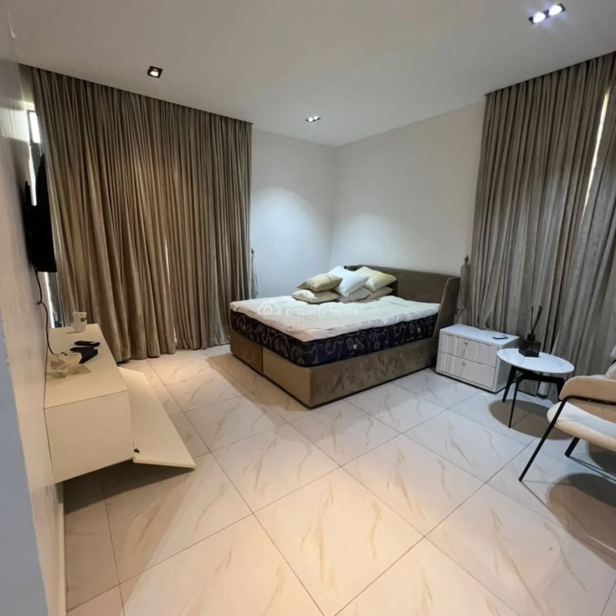 Furnished 3 Bedroom Penthouse + Elevator, Lekki Phase 1, Lekki Phase 1, Lekki, Lagos, Flat / Apartment for Sale