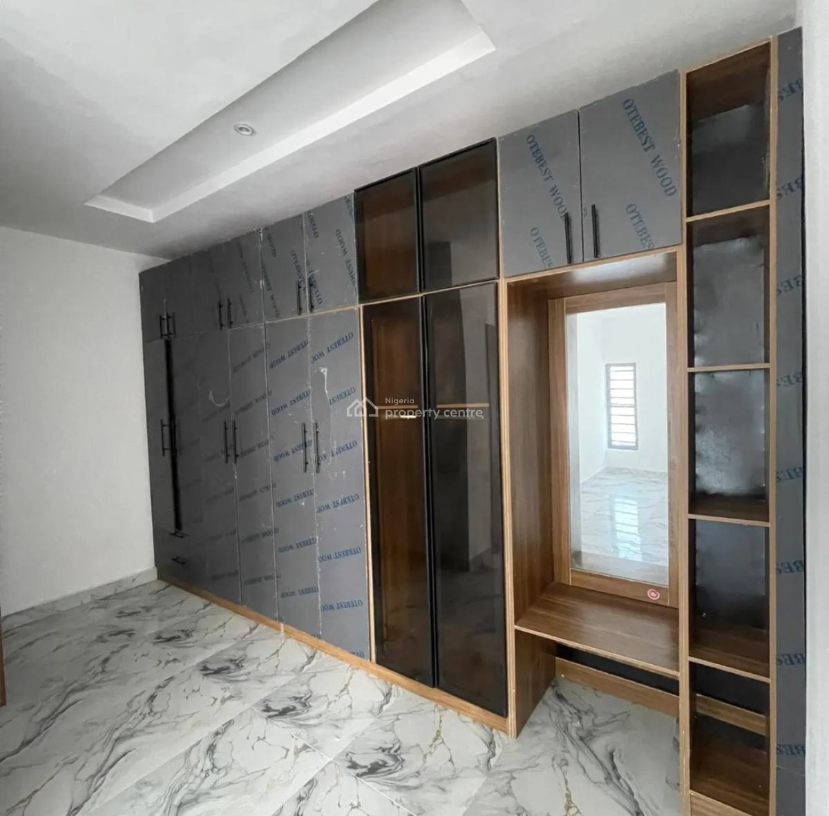 Exquisite 3 Bedroom Terrace Duplex, 2nd Toll Lekki , Lafiaji, Lafiaji, Lekki, Lagos, Terraced Duplex for Sale