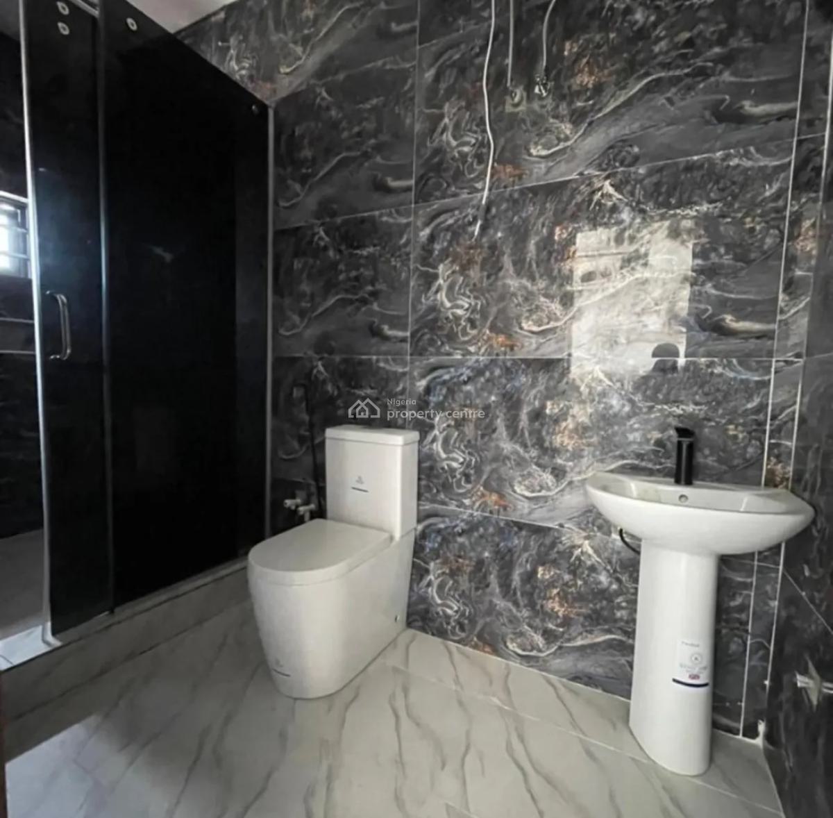 Exquisite 3 Bedroom Terrace Duplex, 2nd Toll Lekki , Lafiaji, Lafiaji, Lekki, Lagos, Terraced Duplex for Sale