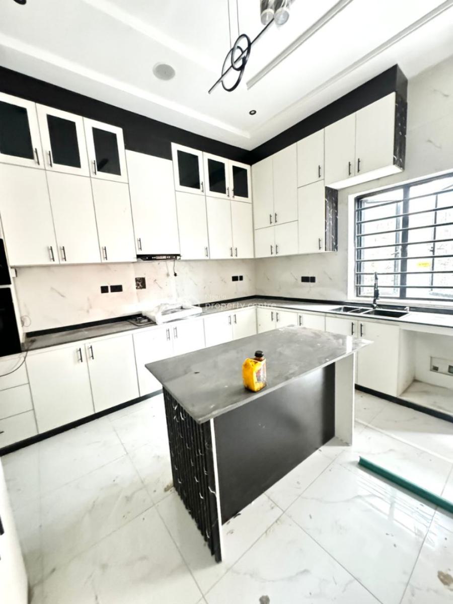 5 Bed Fully-detached Home with Bq & Swimming Pool, Ajah, Lagos, Detached Duplex for Sale