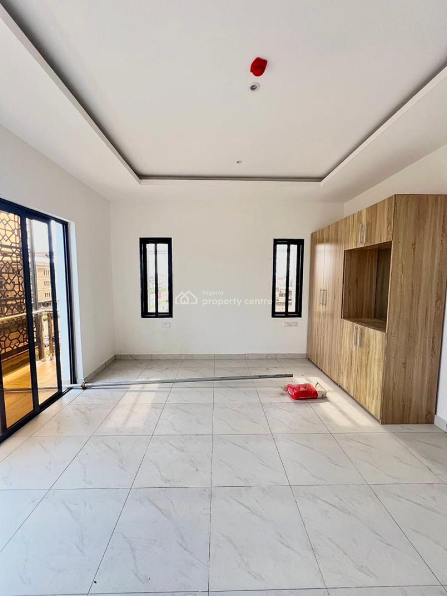 Beautiful 3 Bedroom Apartment with a Bq, Lekki Phase 1, Lekki, Lagos, Flat / Apartment for Sale