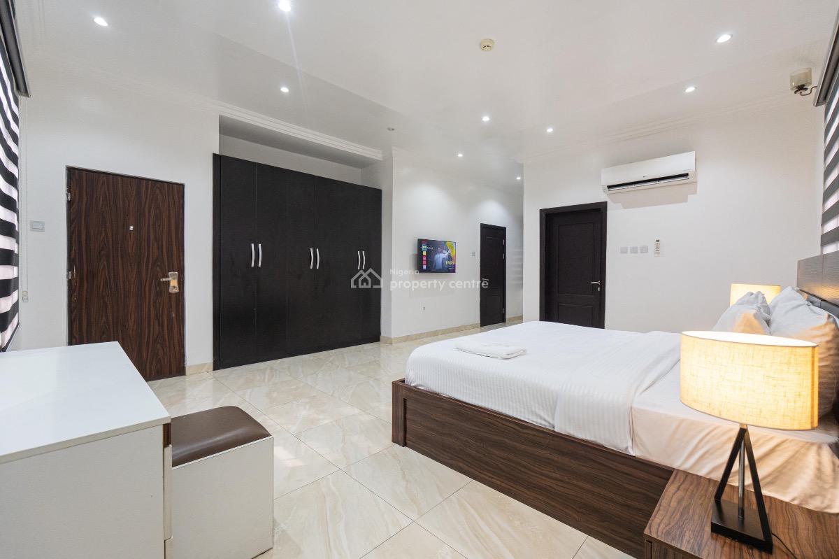 Sophisticated 3 Bedroom Penthouse with Premium Facilities, Sophisticated 3 Bedroom Penthouse with Premium Facilities, Lekki Phase 1, Lekki, Lagos, Flat / Apartment Short Let