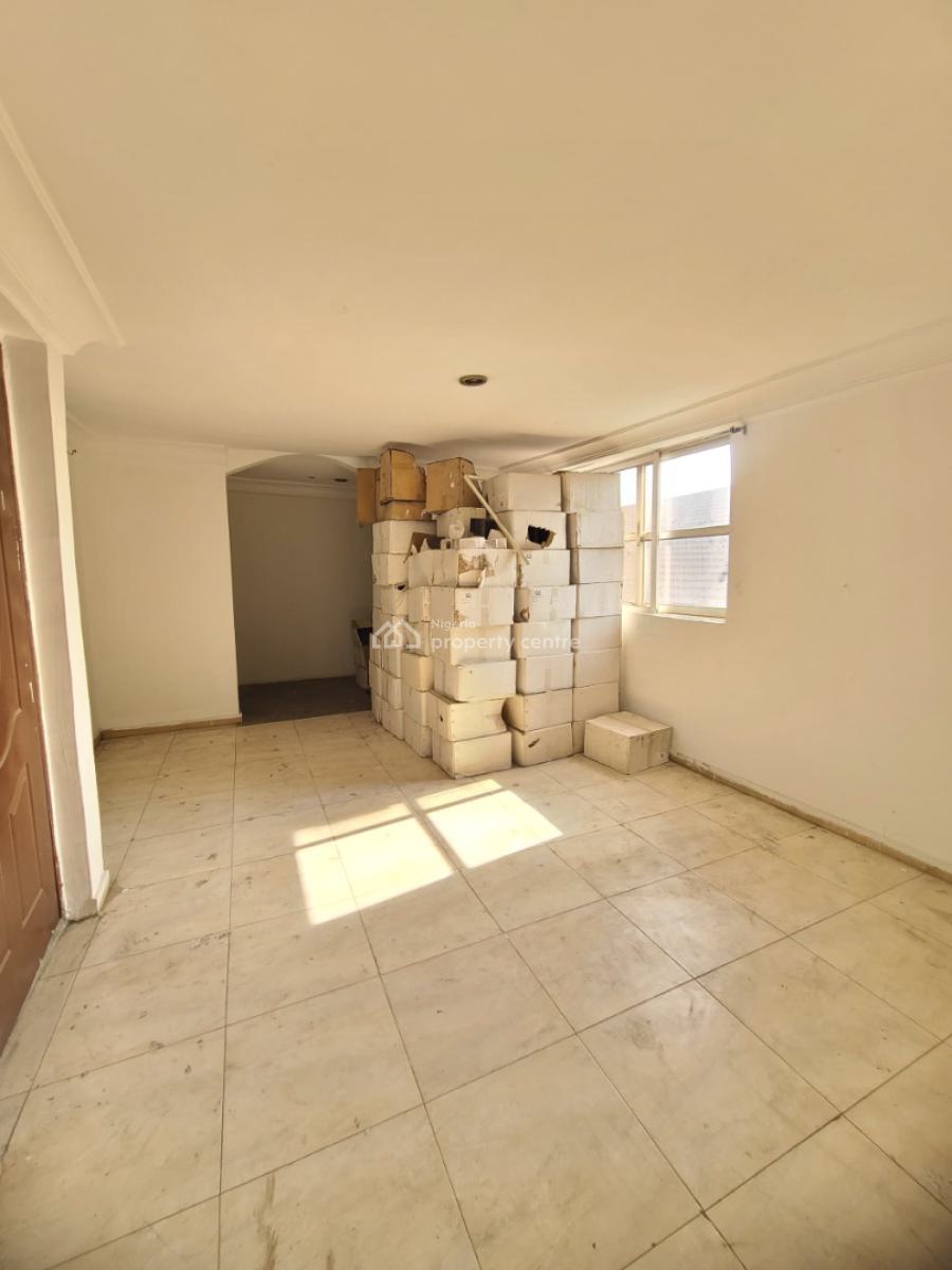 Massive and Standard 4 Bedroom Terrace Duplex, Royal View Estate, Lekki County, Ikota, Lekki, Lagos, Terraced Duplex for Rent