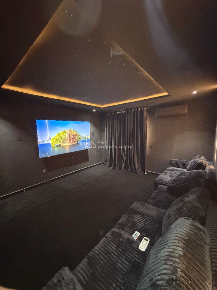 Luxurious 2 Bedroom Duplex with Cinema Room, Ikolaba Gra, New Bodija, Ibadan, Oyo, Terraced Duplex Short Let