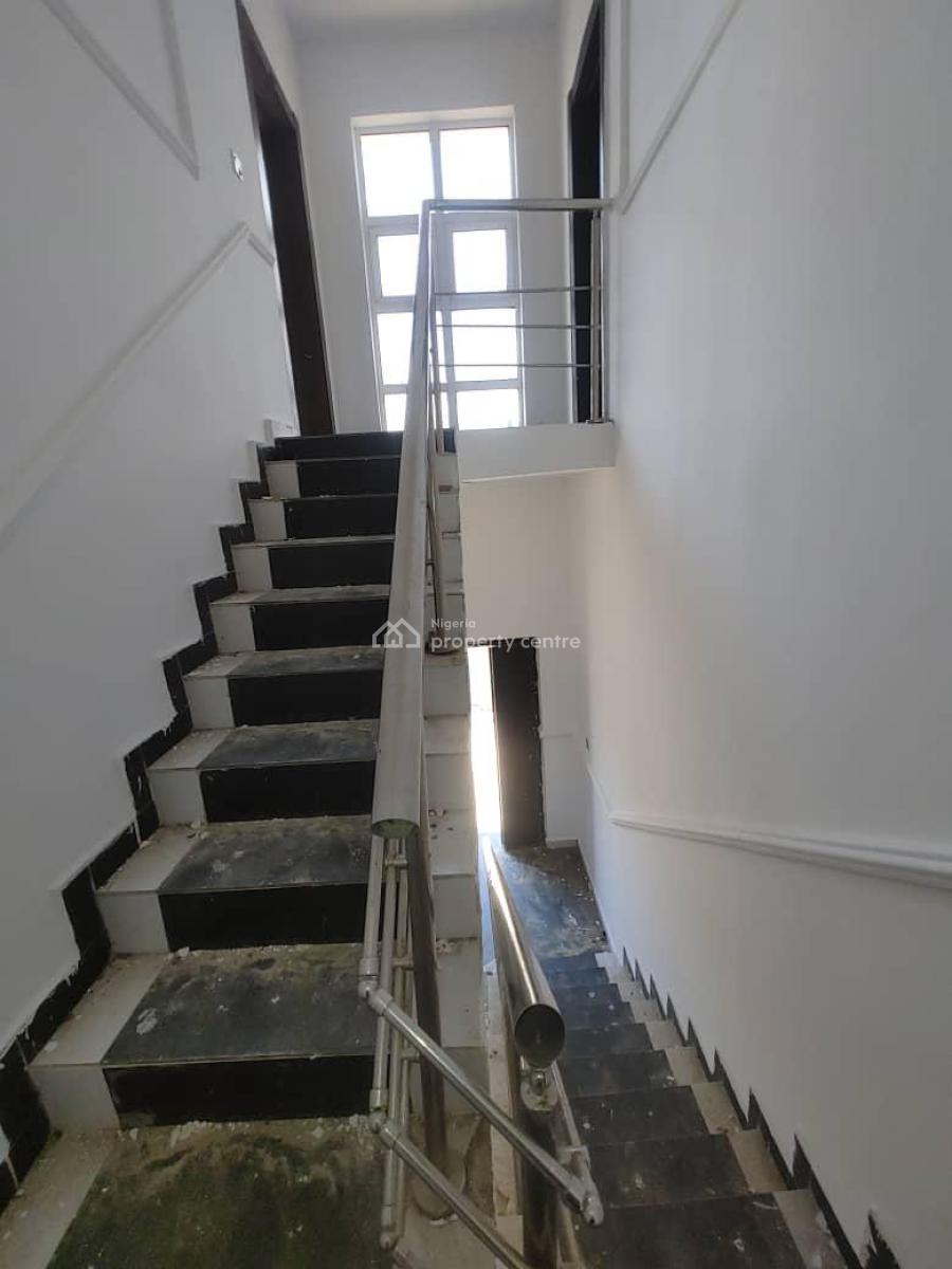 Luxury 3 Bedroom Flat Apartment in a Code Access Estate, Peninsula Gardens Estate, Sangotedo, Ajah, Lagos, Flat / Apartment for Rent