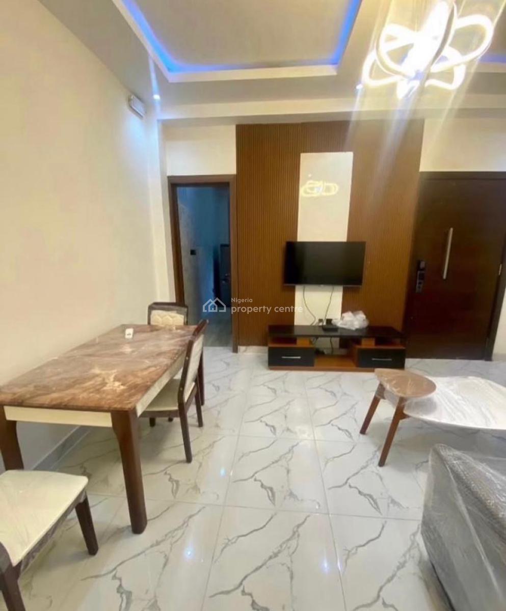 2 Bedroom Flat in an Estate at Ologolo, Lekki., Ologolo, Lekki, Lagos, Flat / Apartment for Rent