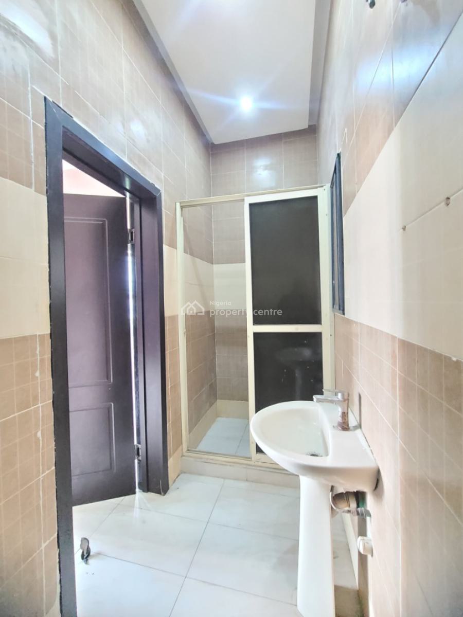 Standard and Spacious 3 Bedroom Terrace Duplex, Mobil Road, Ajah, Lagos, Terraced Duplex for Rent