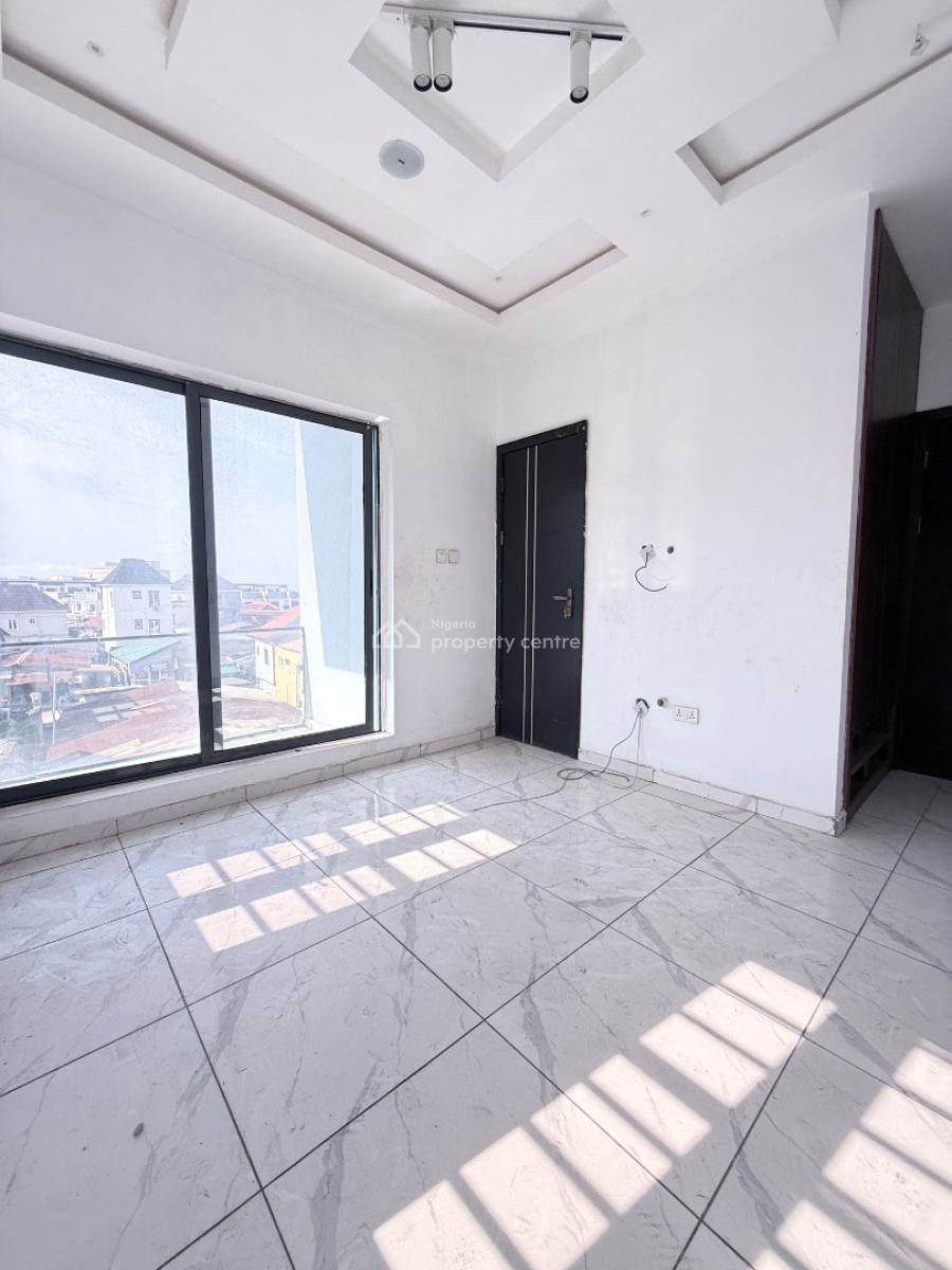 Modern 2-bedroom Apartment, Ologolo, Lekki, Lagos, Flat / Apartment for Sale