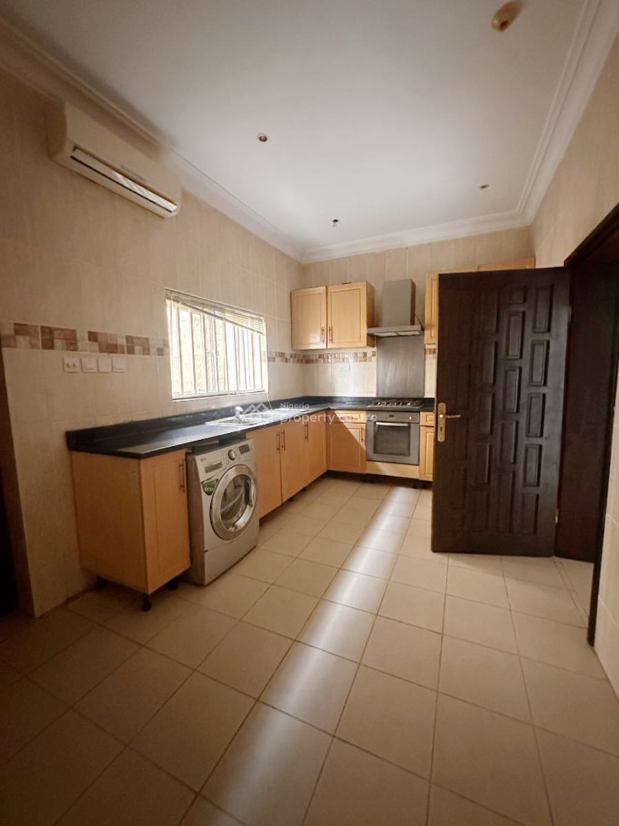 3 Bedroom Serviced Apartment, Admiralty, Lekki Phase 1, Lekki, Lagos, Flat / Apartment for Rent