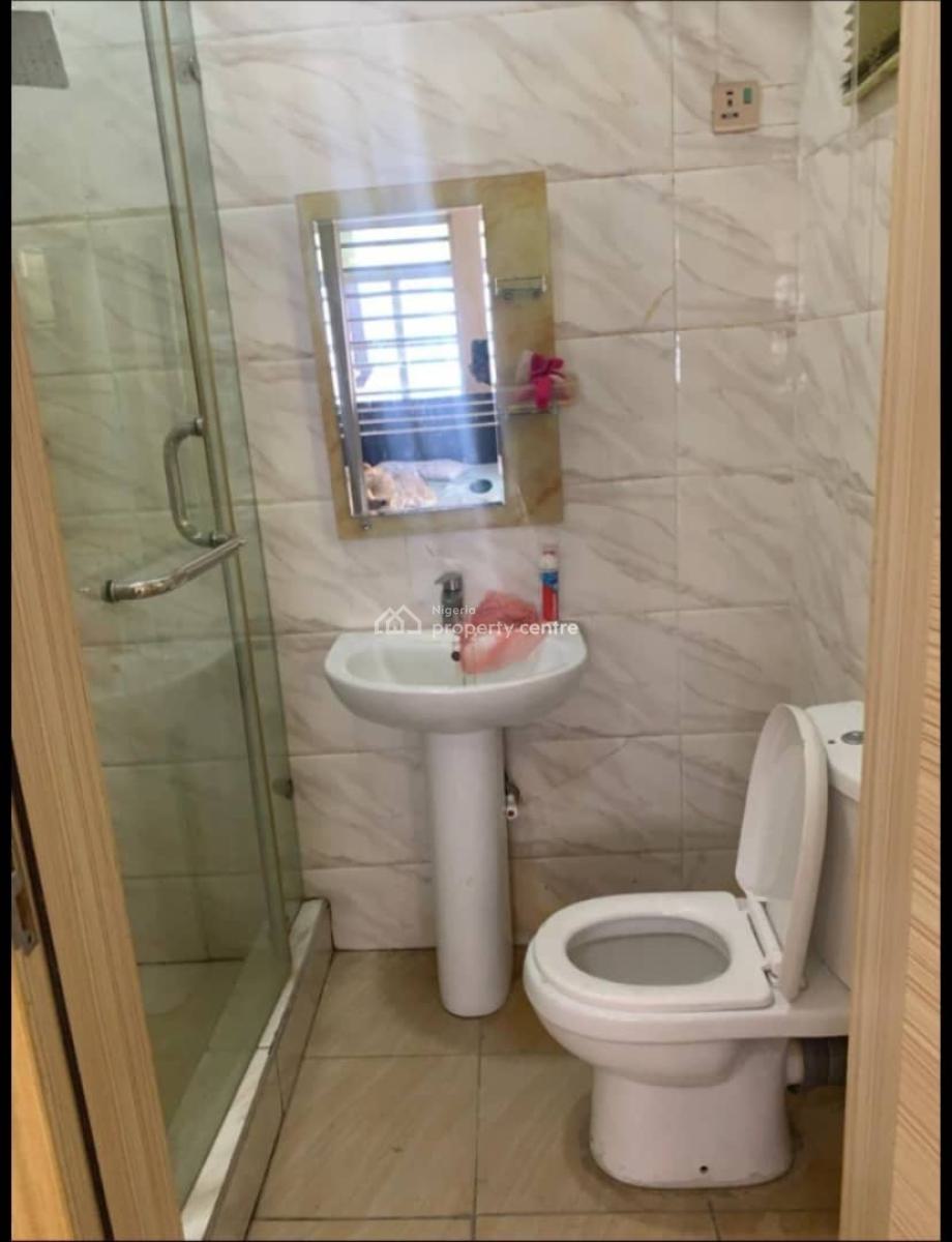 3 Bedroom Apartment Available, Ologolo, Lekki, Lagos, Flat / Apartment for Rent