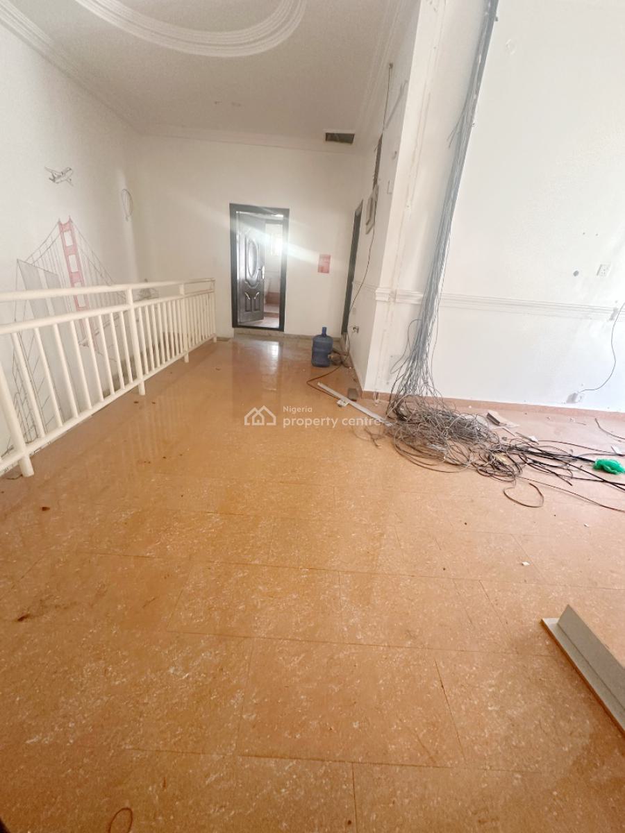 4 Bedroom Semi-detached Duplex, Off Admiralty, Lekki Phase 1, Lekki, Lagos, Semi-detached Duplex for Rent
