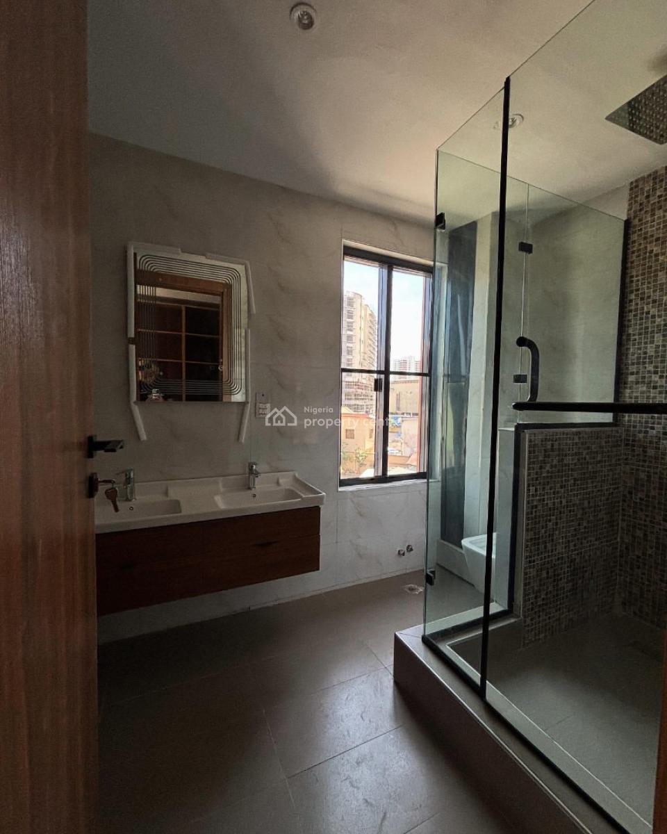4-bedroom Semi-detached Duplex with Bq, Victoria Island (vi), Lagos, Semi-detached Duplex for Rent