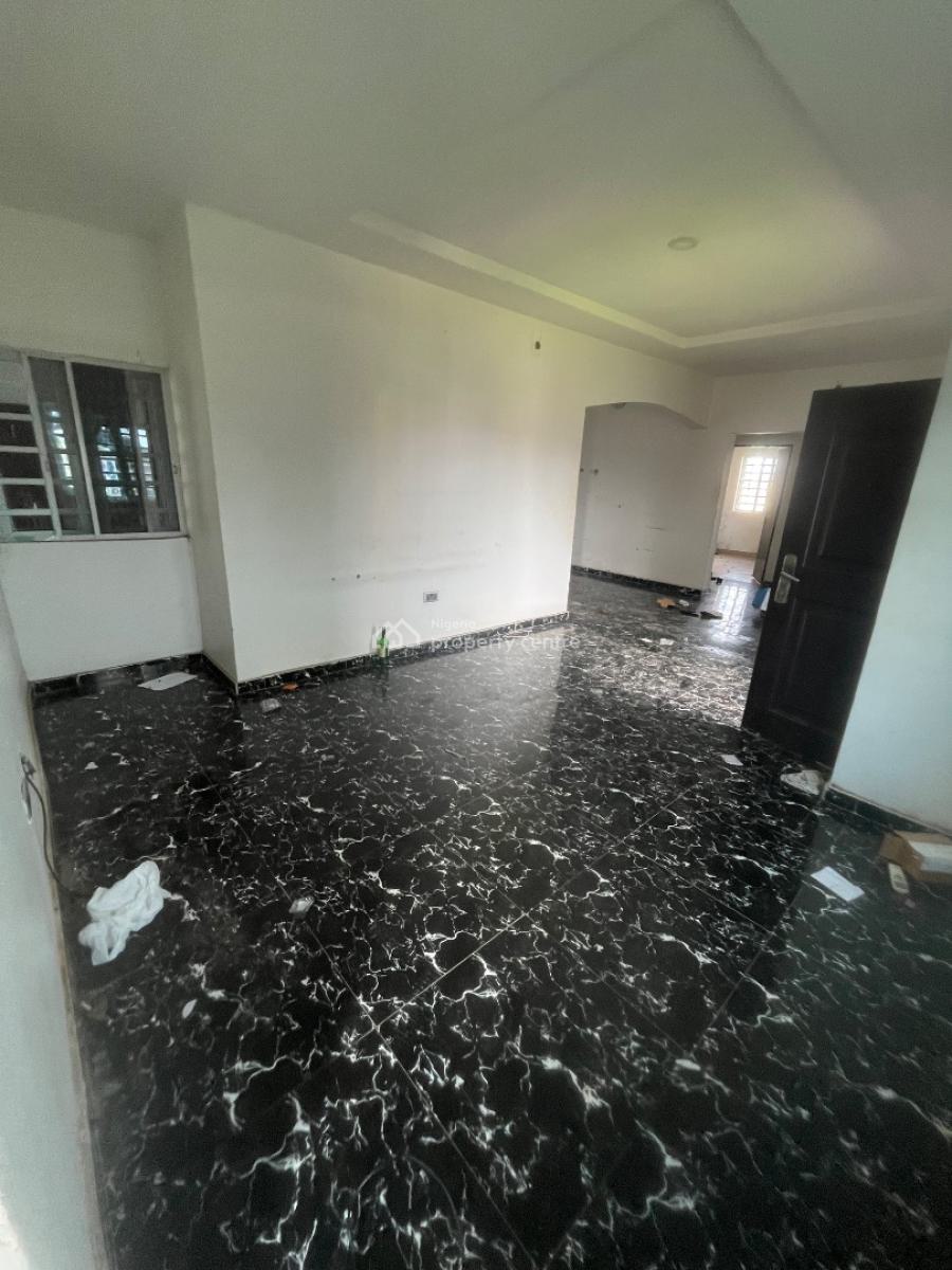 Nice and Beautiful 2bedroom Flat Upstairs, Mobil Road Ilaje, Ajah, Lagos, Flat / Apartment for Rent